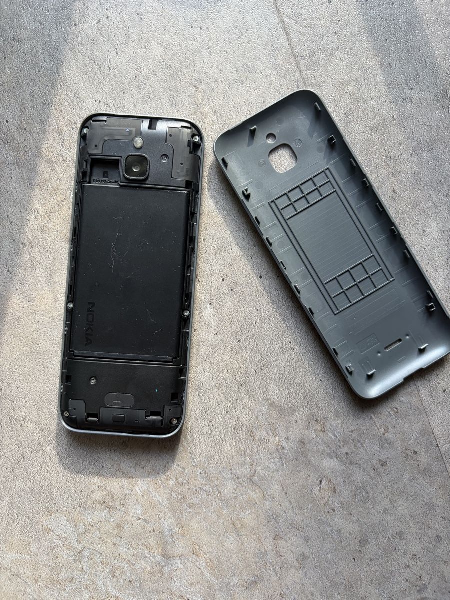 Nokia Handys / Smartphones: Nokia 6300 4G – Neu (gemäss Beschreibung) aus Zürich von convolkconved 2