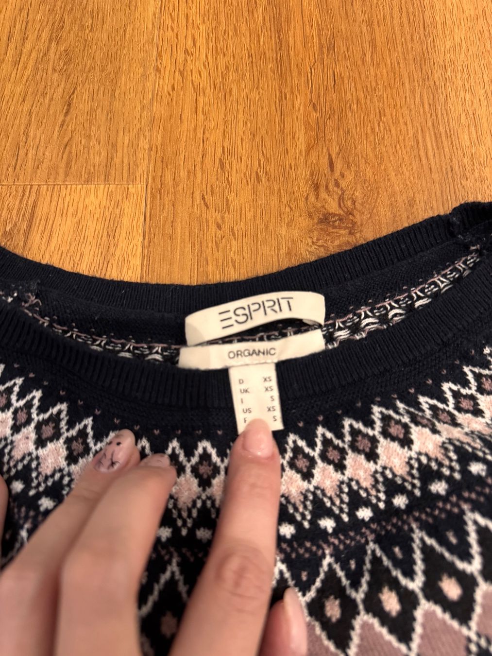 Esprit Pulls & Sweat-shirts: Basic Pullover Esprit Gr. XS dunkelblau – D'occasion à Rothrist par Fondgruebe 1