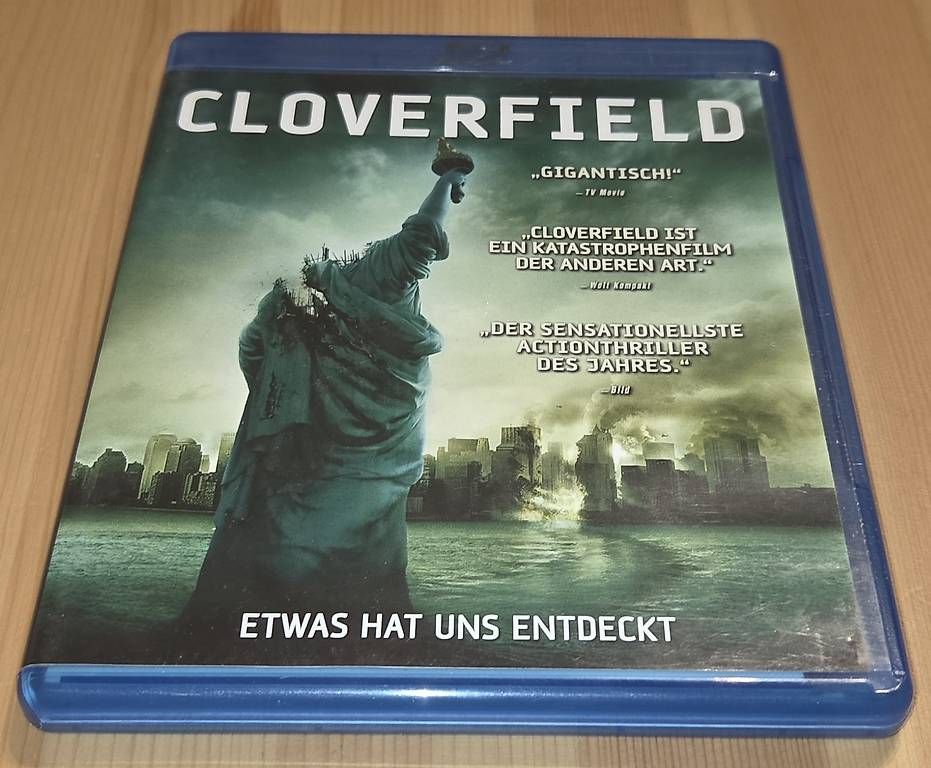 Tous les DVDs: Cloverfield (2008) (Blu-ray) – D'occasion à Lenzburg par Djroc