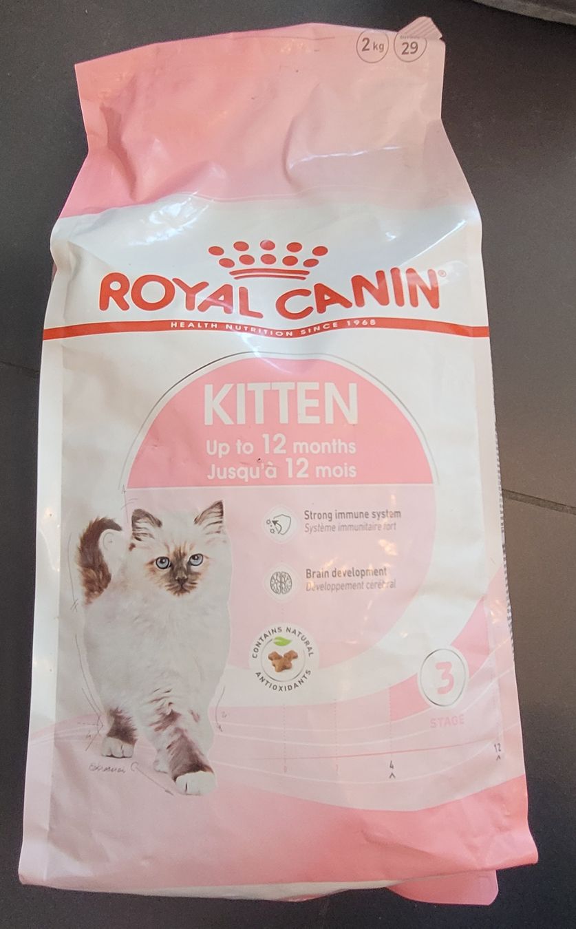 Royal Canin Mangimi: Royal Canin Kitten Futter 2kg  – Nuovo e nell'imballaggio originale da Kappel SO venduto da Matschi86