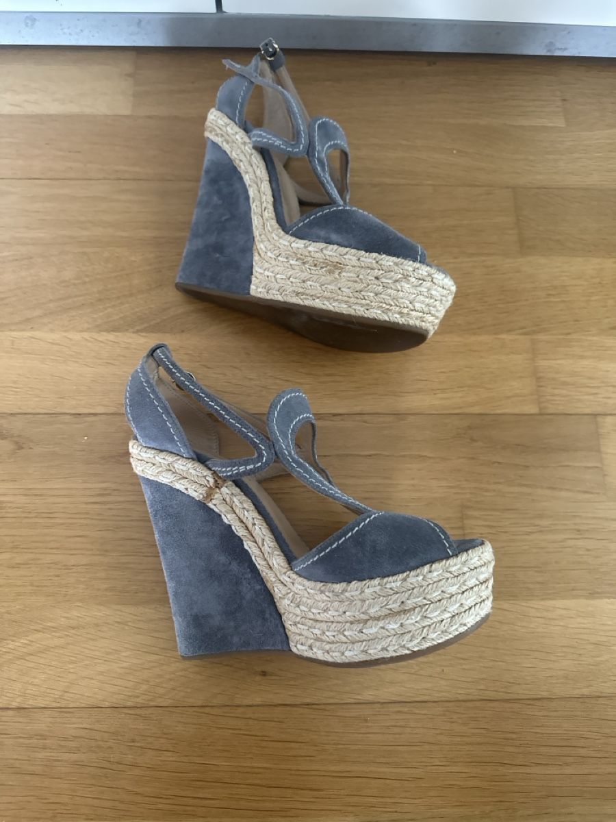 Armani Scarpe da donna: Emporio Armani sandals 37.5 – Usato da Laupen BE venduto da Smythe 2
