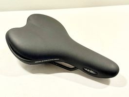 Selle Royal ARJEL Comfort saddle Sattel neuwertig 2606