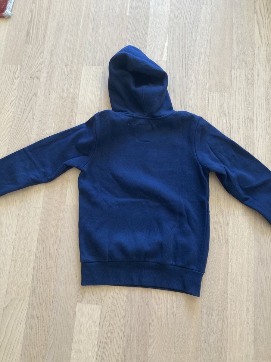 Levi's Maglioni & Felpe: fabrikneuer Levis Kapuzenpullover, Gr. 152 – Nuovo e nell'imballaggio originale da Otelfingen venduto da pat_8jmb 4