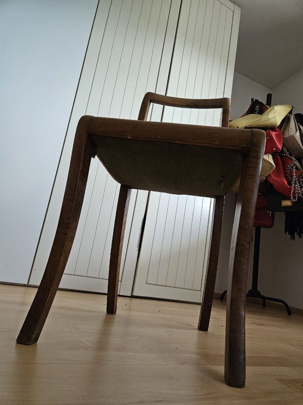 Stühle: Antiker Biedermeier Stuhl – Gebraucht aus Zürich von Pazzenreich 3