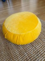 Schönes Meditationskissen Zafu - unbenutzt - safrangelb
