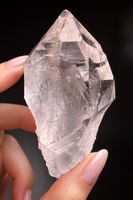 Ultraklare Himalaya-Quarzspitze – 7 cm pures Gletscherlicht 
