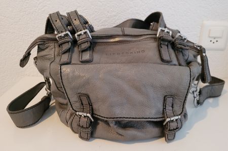 LIEBESKIND Berlin Leder Handtasche Umhängetasche Grau