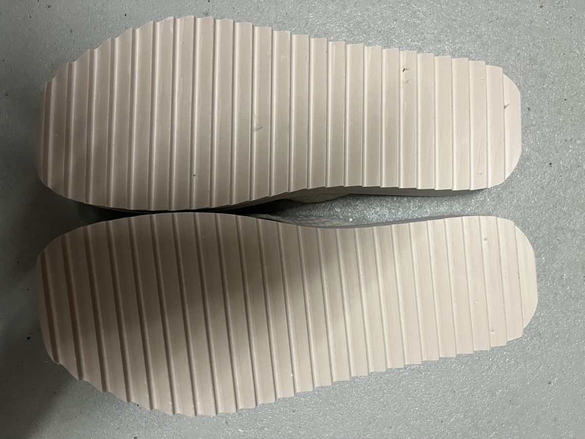 Flipper: Oysho Flipflops Gr. 36/37 – Usato da Birmensdorf ZH venduto da Liruli 2