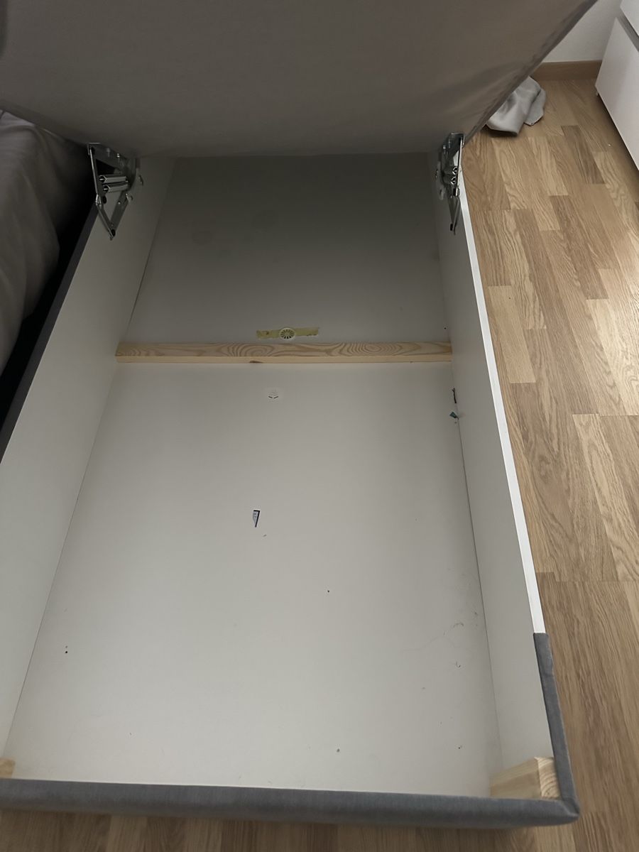 Letti: Bett 90/200 in grau mit Topper – Usato da Zürich venduto da bea_5268 2