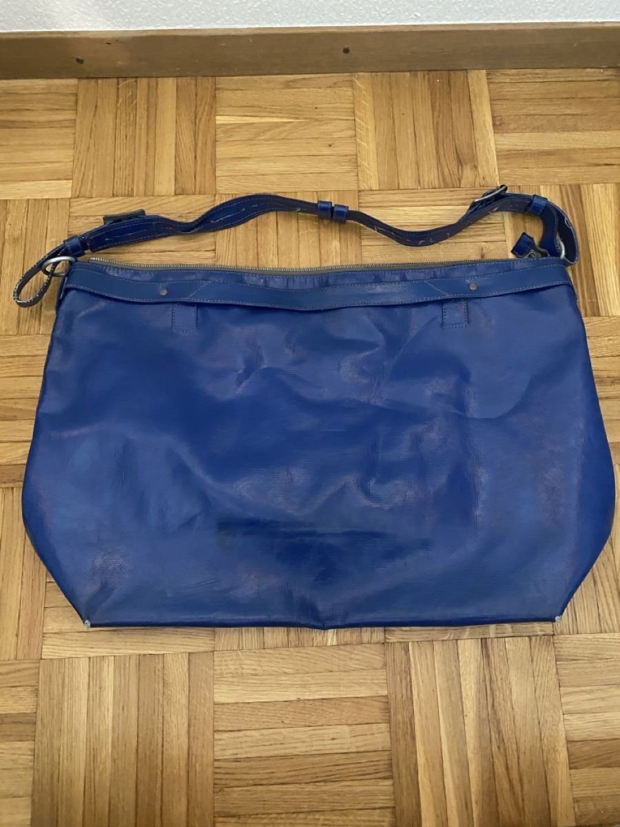 Freitag Borse: Sac Freitag R121 bleu foncé – Usato da Onex venduto da AlisonH 1