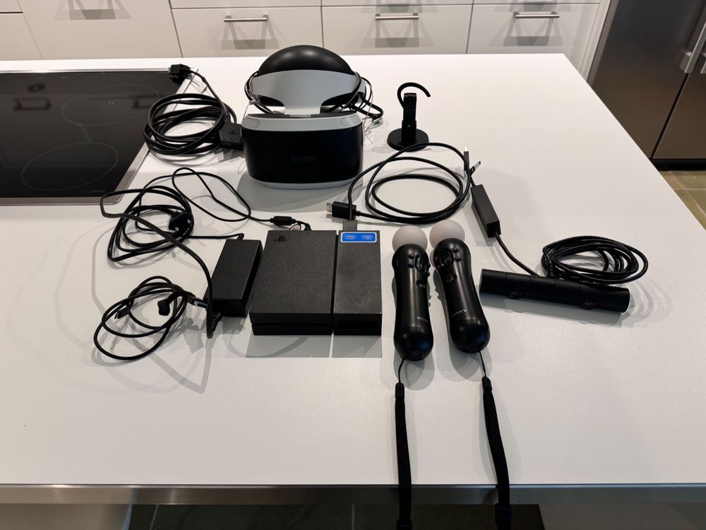Sony PS4 Headset kit (Gebraucht) in Vaduz für CHF 80 – mit Lieferung ...