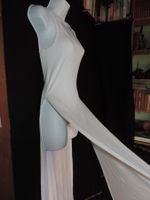 robe échancrée de plage blanche