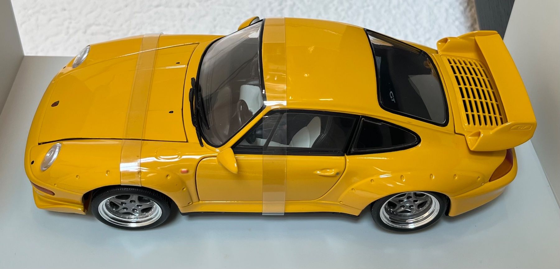 Porsche Modellautos: UT Porsche 911 GT2 1997 1:18 – Gebraucht aus St-Cergue von ncu_t267 4