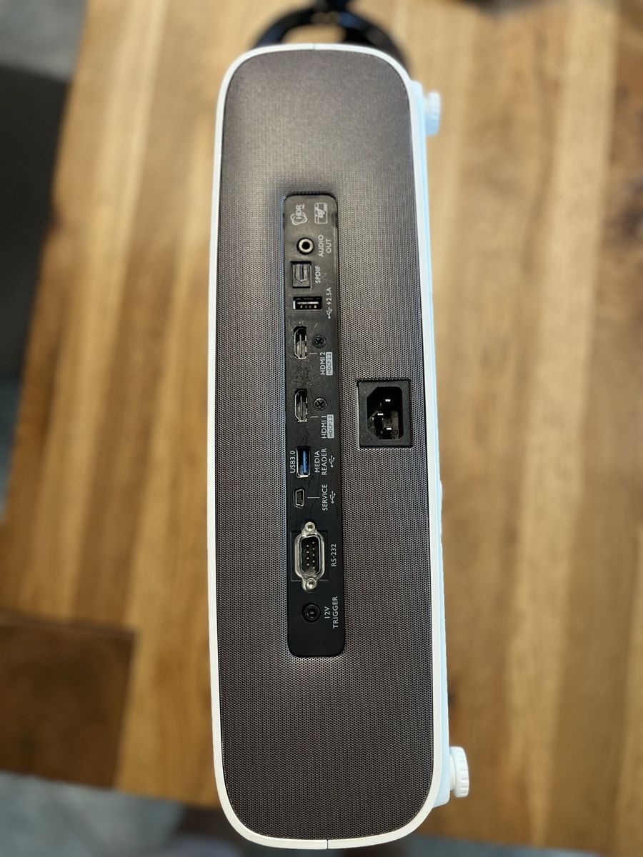 BenQ Home Cinema: Benq W2710 Beamer – Usato da Eschlikon TG venduto da i.r. 4