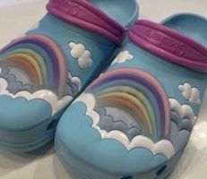 Skechers Clogs Regenbogen Wolken Grösse 33 