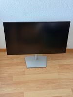 Dell UltraSharp U2722D Apr2023