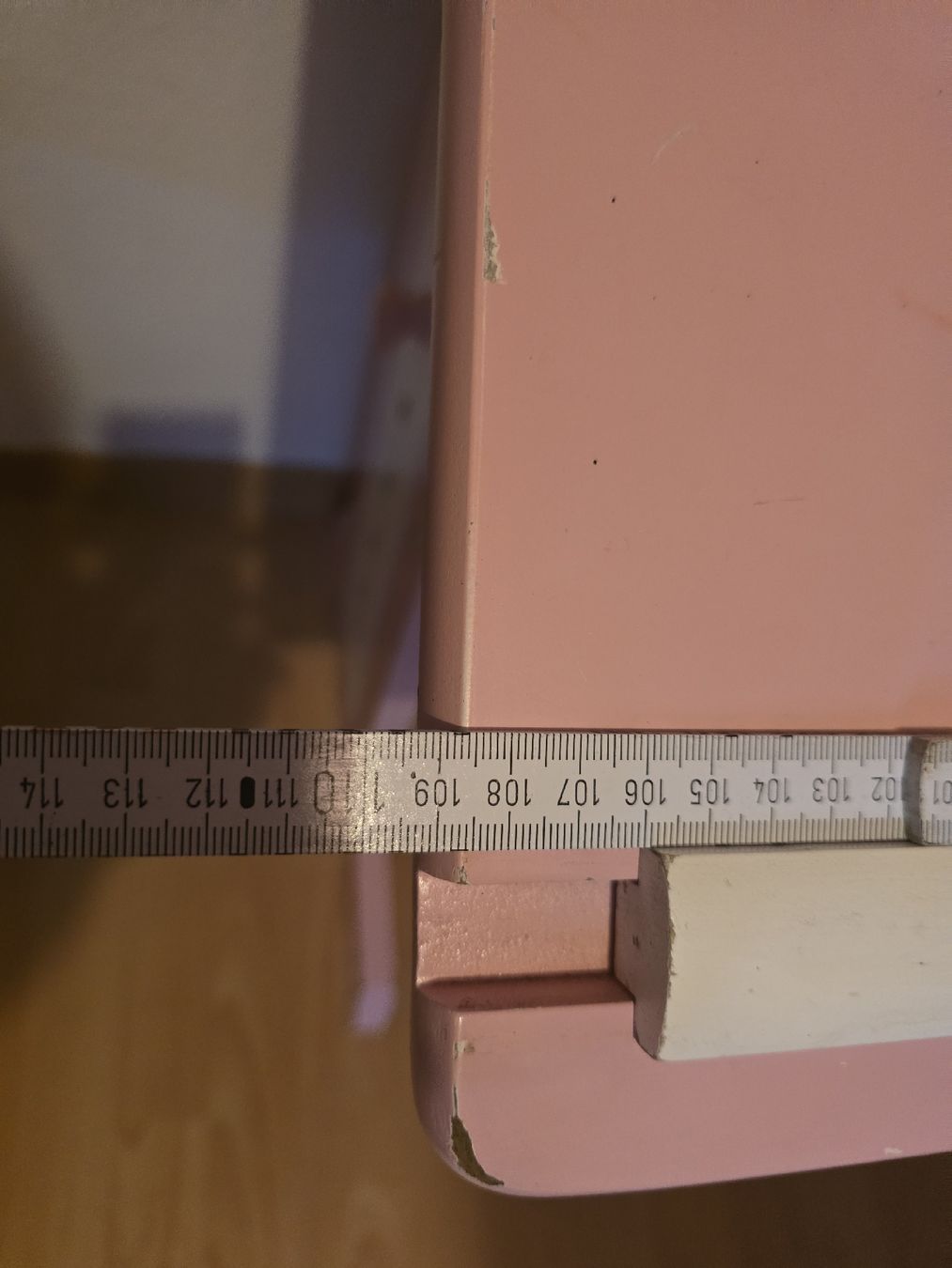 Scrivanie: Kinder-Maltisch / Schreibtisch in Rosa  – Usato da Ittigen venduto da ivovaldez96 2