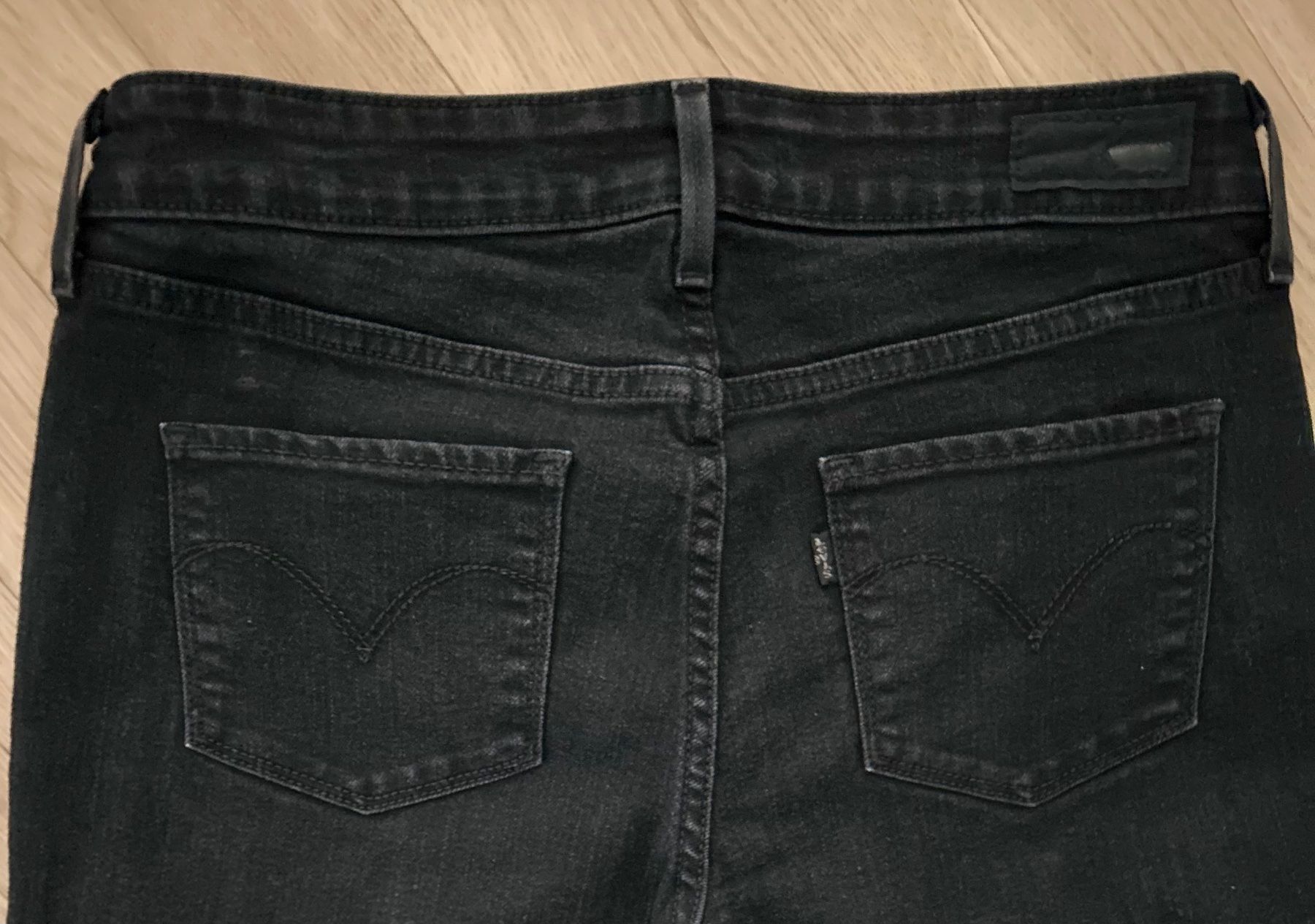 Levi's Jeans: Levi Strauss Damen Jeans schwarz – Usato da Steffisburg venduto da Maratsch 5