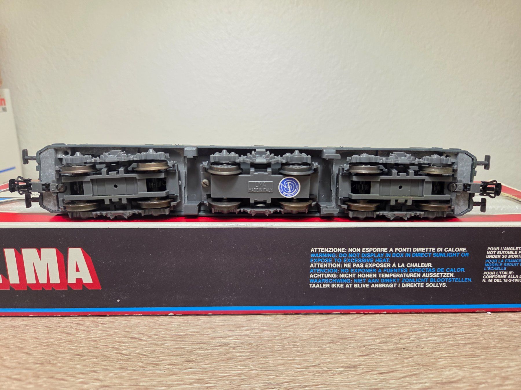 Lima Modellini di ferrovie: Lima 208184 E-Lok Re 6/6 SBB H0 – Usato da St-Aubin-Sauges venduto da Lo_Go 5