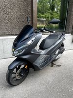 Honda PCX mattschwarz