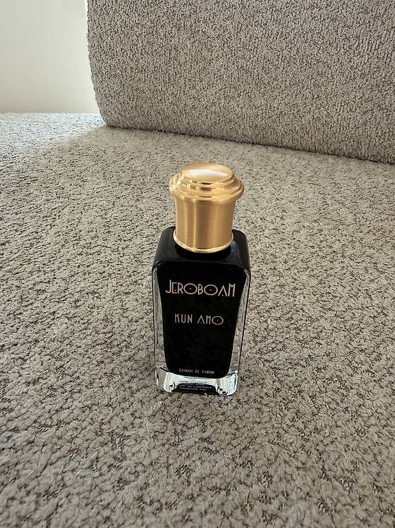 Profumi & Eau de Toilette: Jeroboam Kun Amo Extrait Parfum – Usato da Dietikon venduto da Prelovedpearls 1