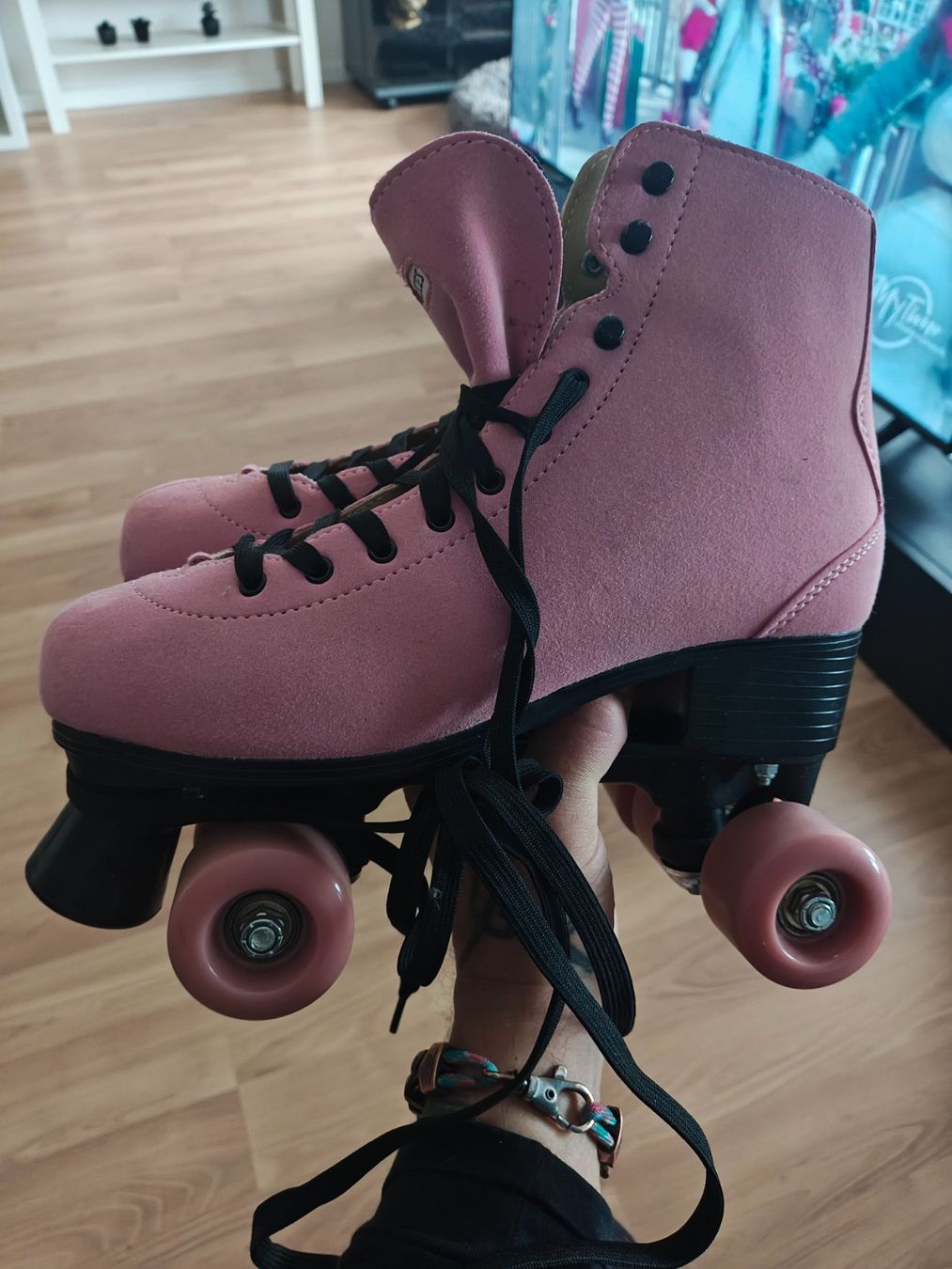 Pattini in linea & Pattini a rotelle: Rocces Frauen-Rollschuhe 41 – Usato da Ittigen venduto da Boxfit-Bern_3052