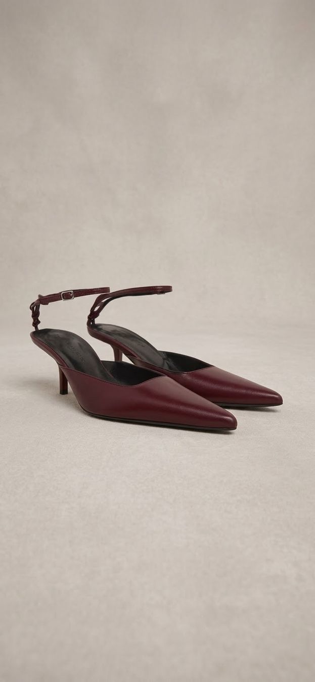 Damenschuhe: Mules neuves By Far – Neu und originalverpackt aus Echichens von unideks 1