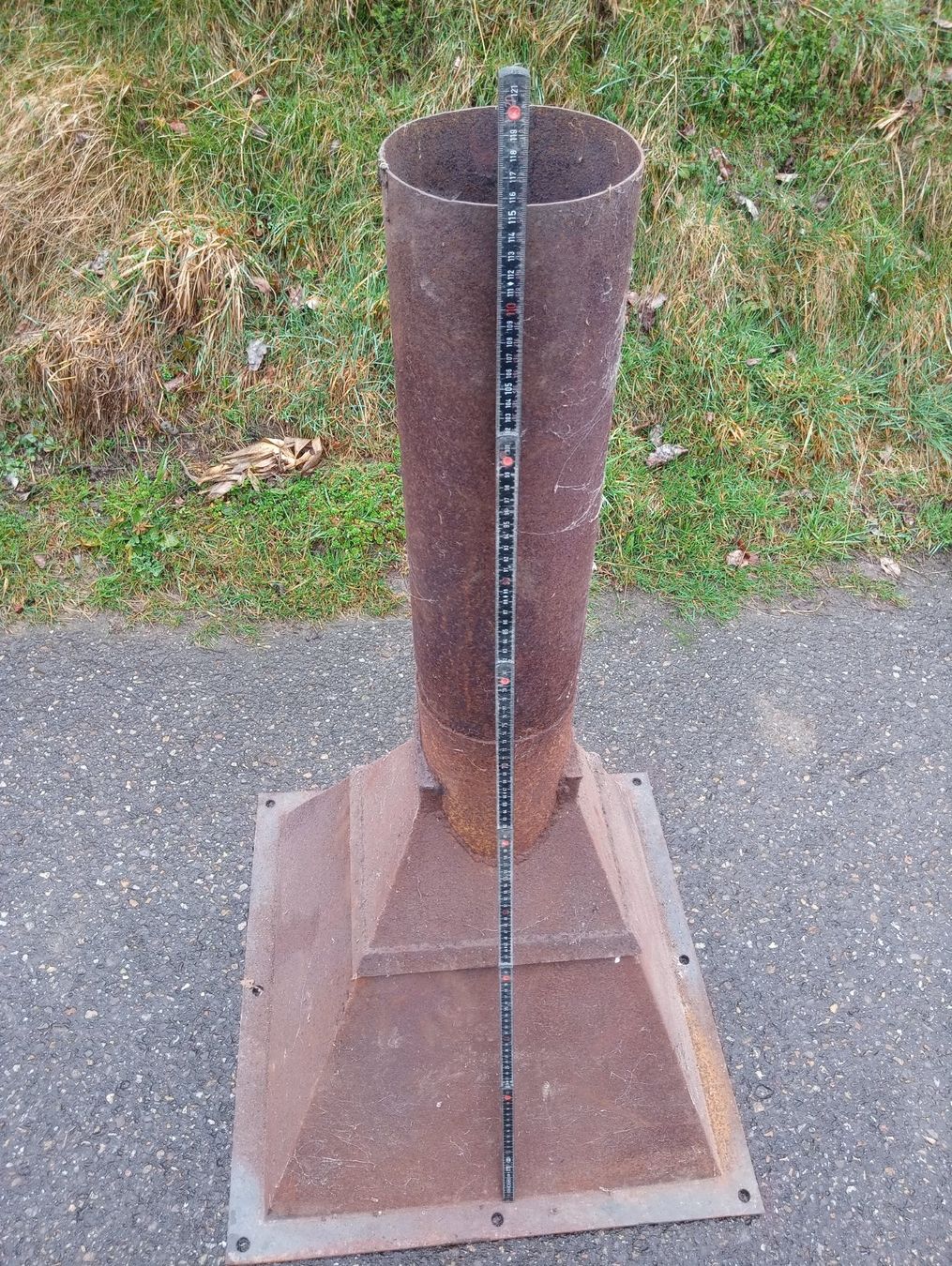 Cheminée: Rauchabzughaube, Kamin, Gartengrill – Gebraucht aus Hüswil von  7