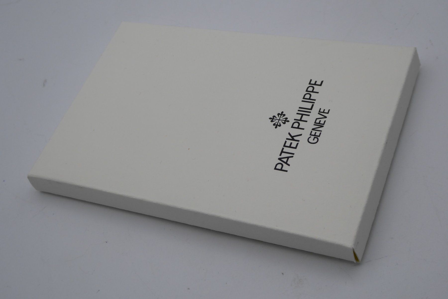 Patek Philippe Guanti & manicotti: Patek philippe gloves white color M Size stretch – Nuovo e nell'imballaggio originale da Geneve venduto da adr_xk6n