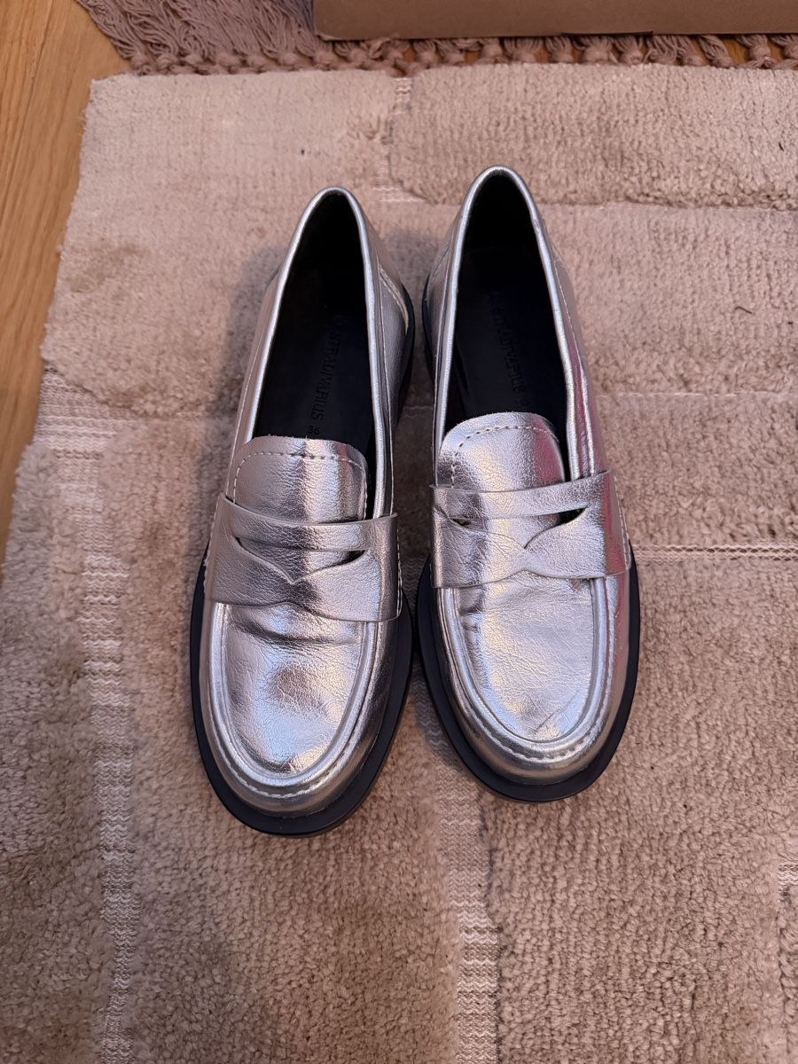 Scarpe da donna: Damen Loafer Farbe - Grösse 36 – Nuovo e nell'imballaggio originale da Näfels venduto da mar_2ptp