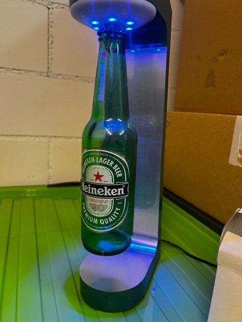 Alle Dekorationen: LED-Flaschenhalter mit Leuchtkopf | Bar-Deko – Neu und originalverpackt aus Bülach von Jaslec4 1