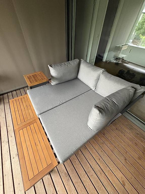 Set di tavolo e panche: Garten Lounge Garnitur Set mit Tisch neuwertig  – Usato da Emmenbrücke venduto da Swissseller7