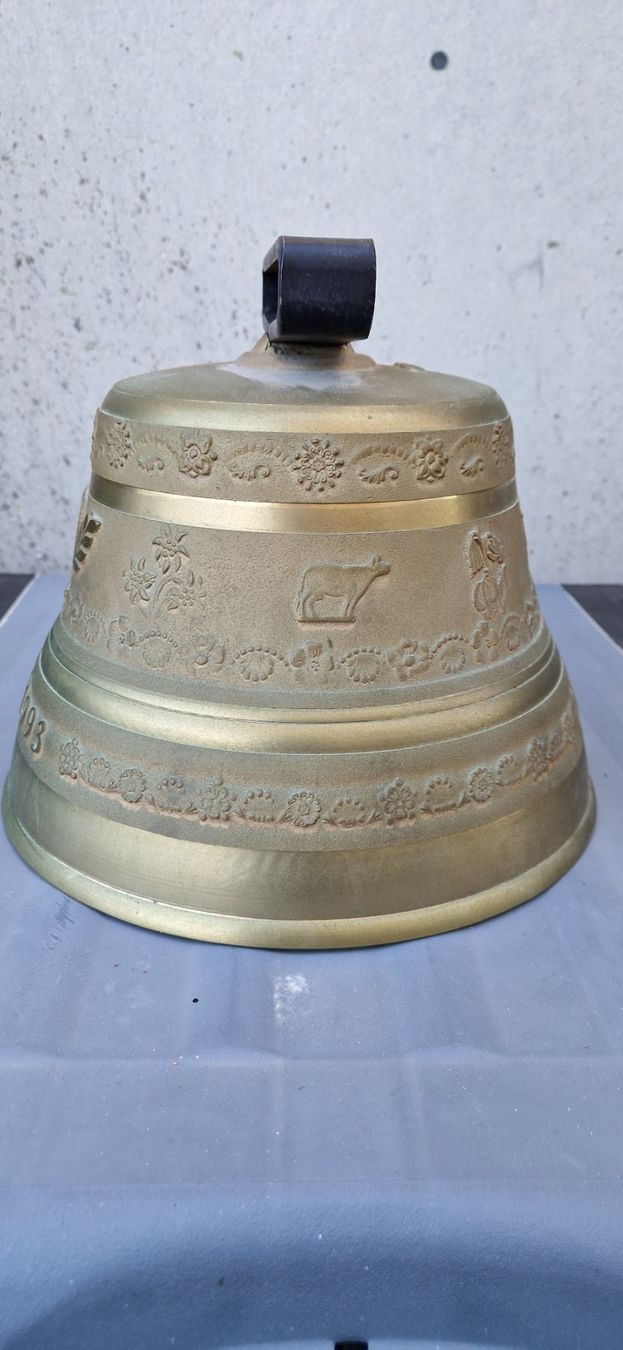 Glocken & Treicheln: Berger Glocke – Gebraucht aus Fischenthal von sackblitz 3