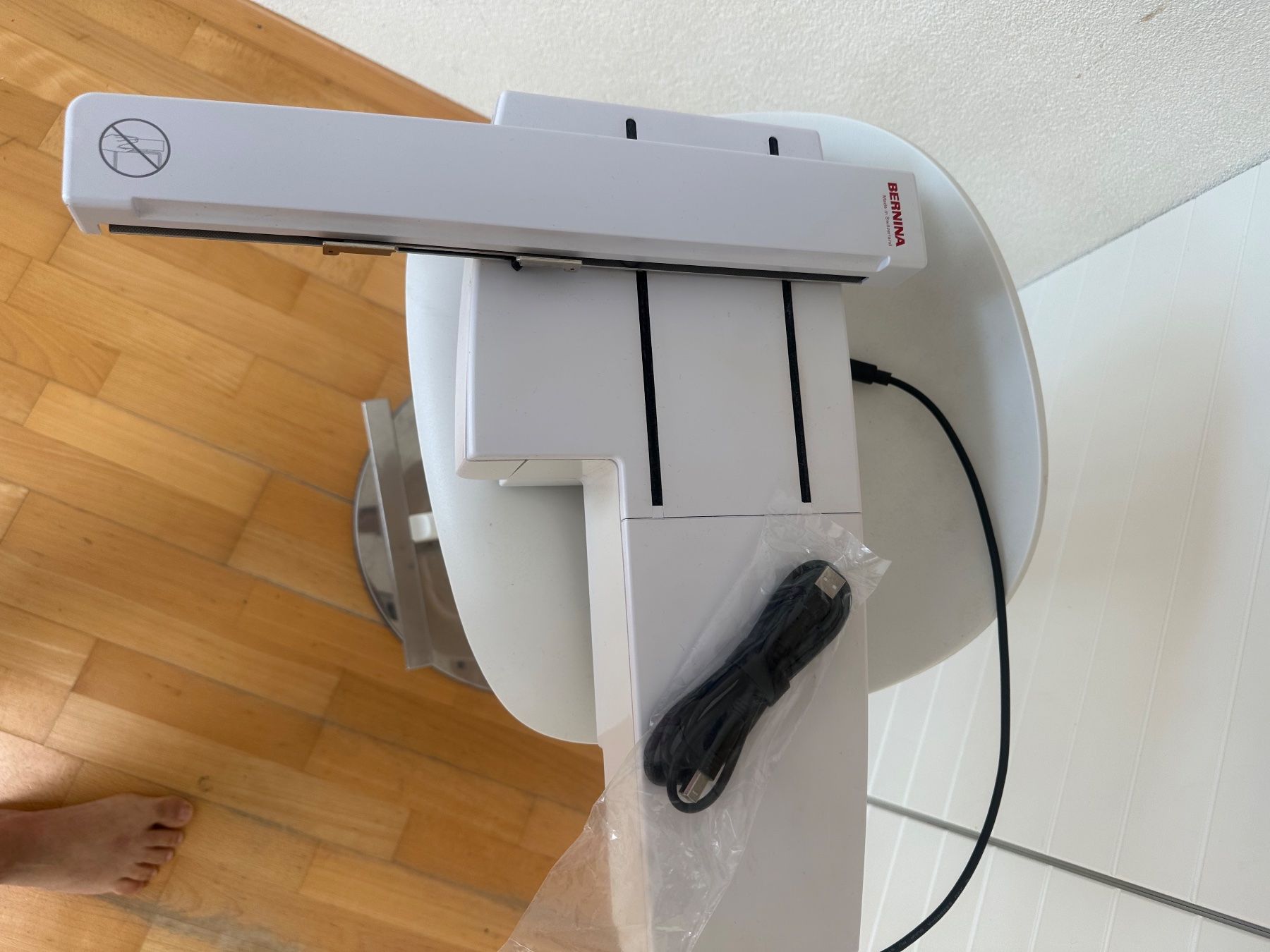 Bernina Nähmaschinen: BERNINA 580 MIT STICK MODUL – Gebraucht aus Bottighofen von M.O.L 7