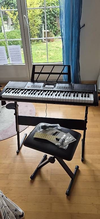 Strumenti musicali: Keyboard – Usato da Uitikon Waldegg venduto da sgrimmer 2
