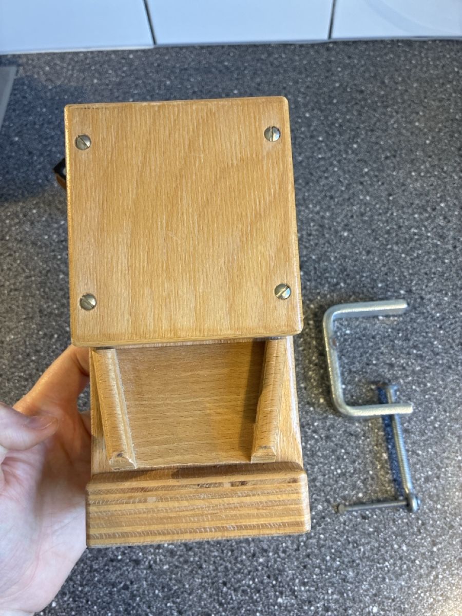 Küchengeräte: Flockenpresse, Getreidemühle Marke SAMAP – Gebraucht aus Langenthal von BoVe15 2