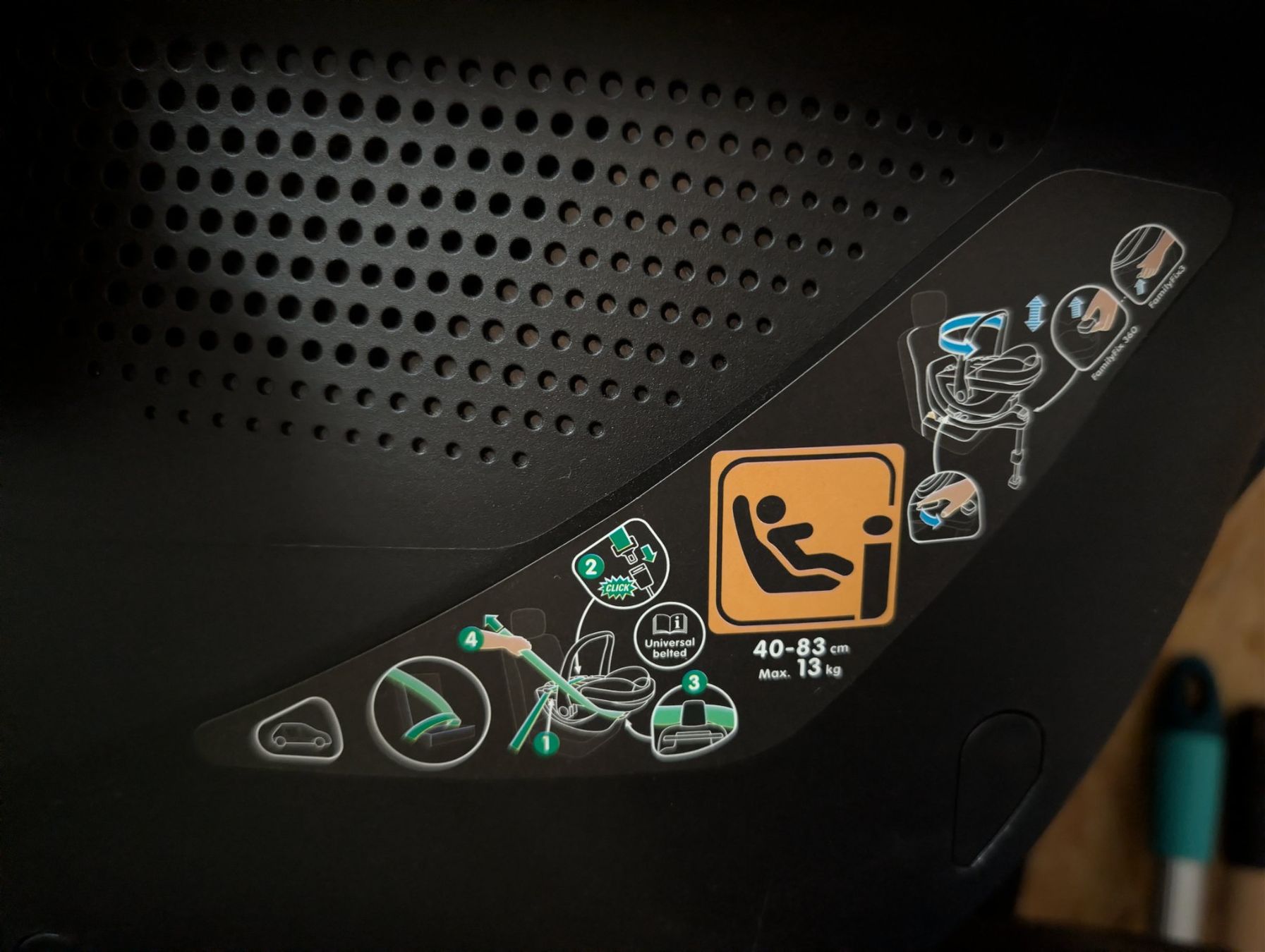 Maxi-Cosi Seggiolini per auto: Babyschale CabrioFix S I-Size + FAMILIFIX2 – Usato da Rohrbach venduto da Ride_Santa 5