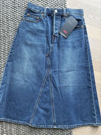 Levis! toller weicher Jeansjupe gr. 27 np 149