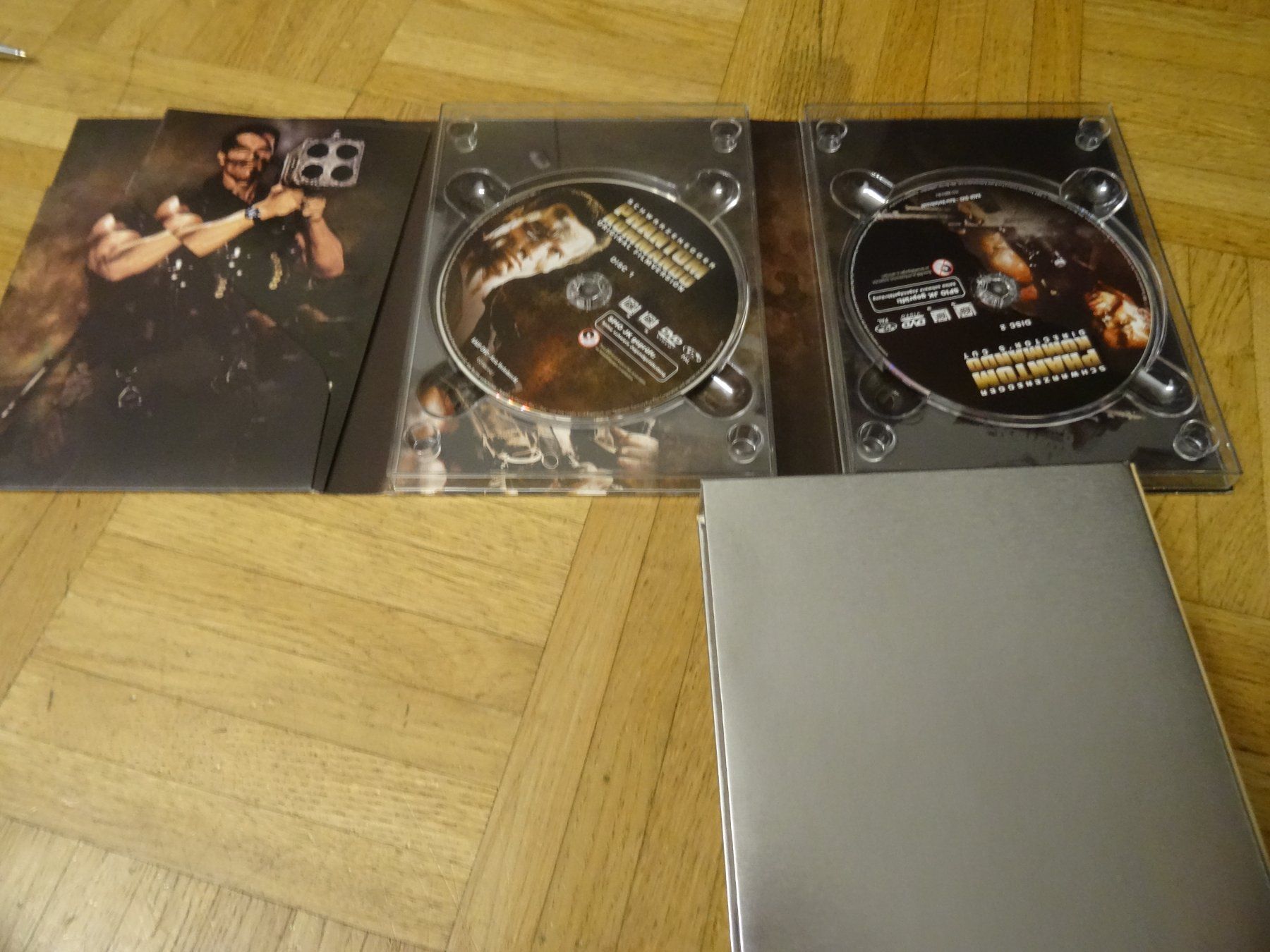 Tutti i DVDs: Schwarzenegger Phantom Kommando Diector's Cut DVD – Usato da Olten venduto da Disc-Verkauf 2