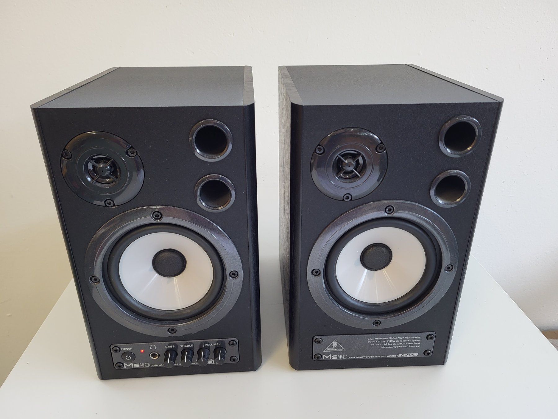 Behringer Lautsprecher: Behringer Ms40 Studiomonitor – Gebraucht aus Brügg BE von POU-BELLE