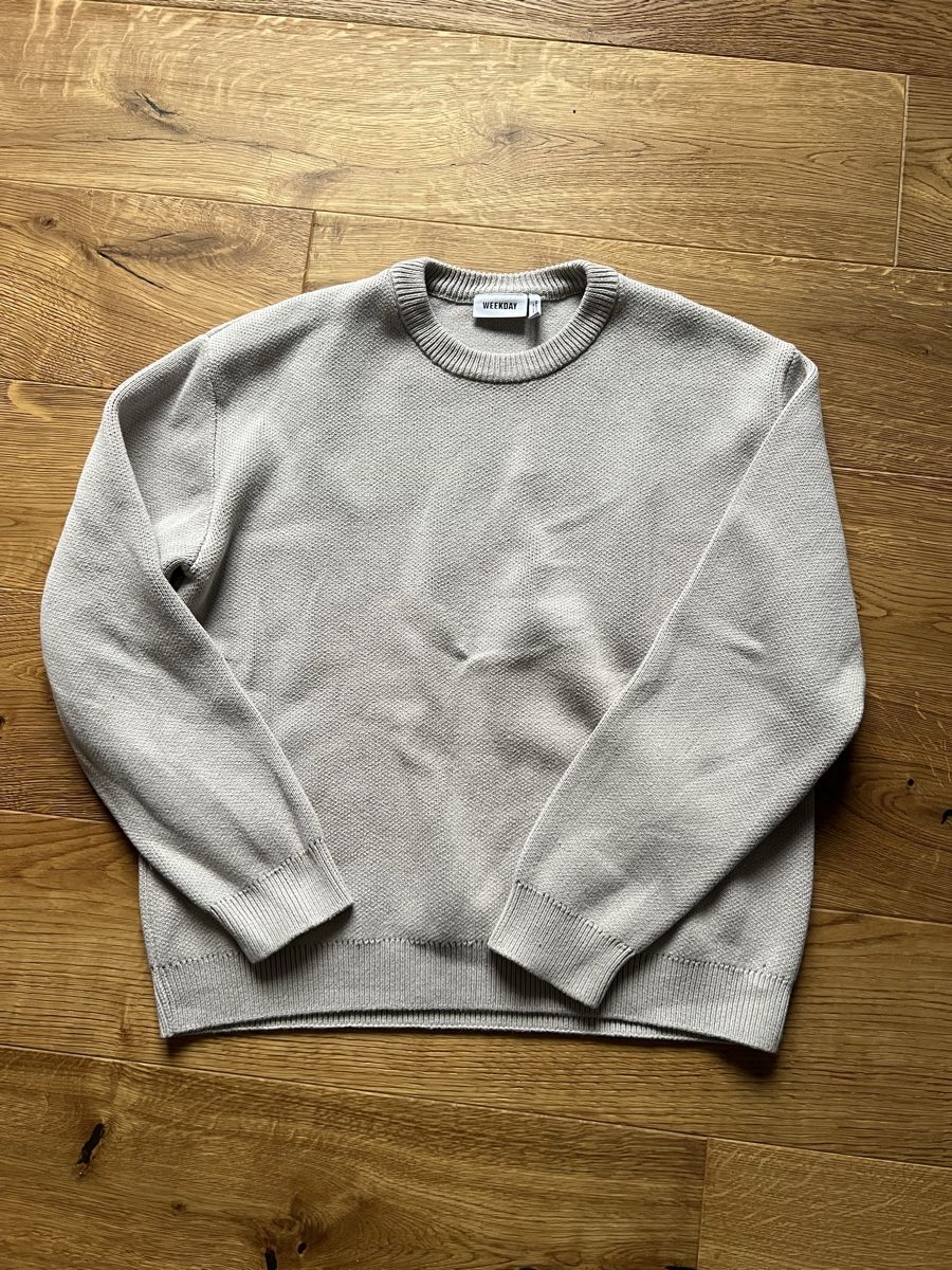Weekday Maglioni & Felpe: Pulli Weekday – Nuovo (secondo la descrizione) da Hedingen venduto da johsaan