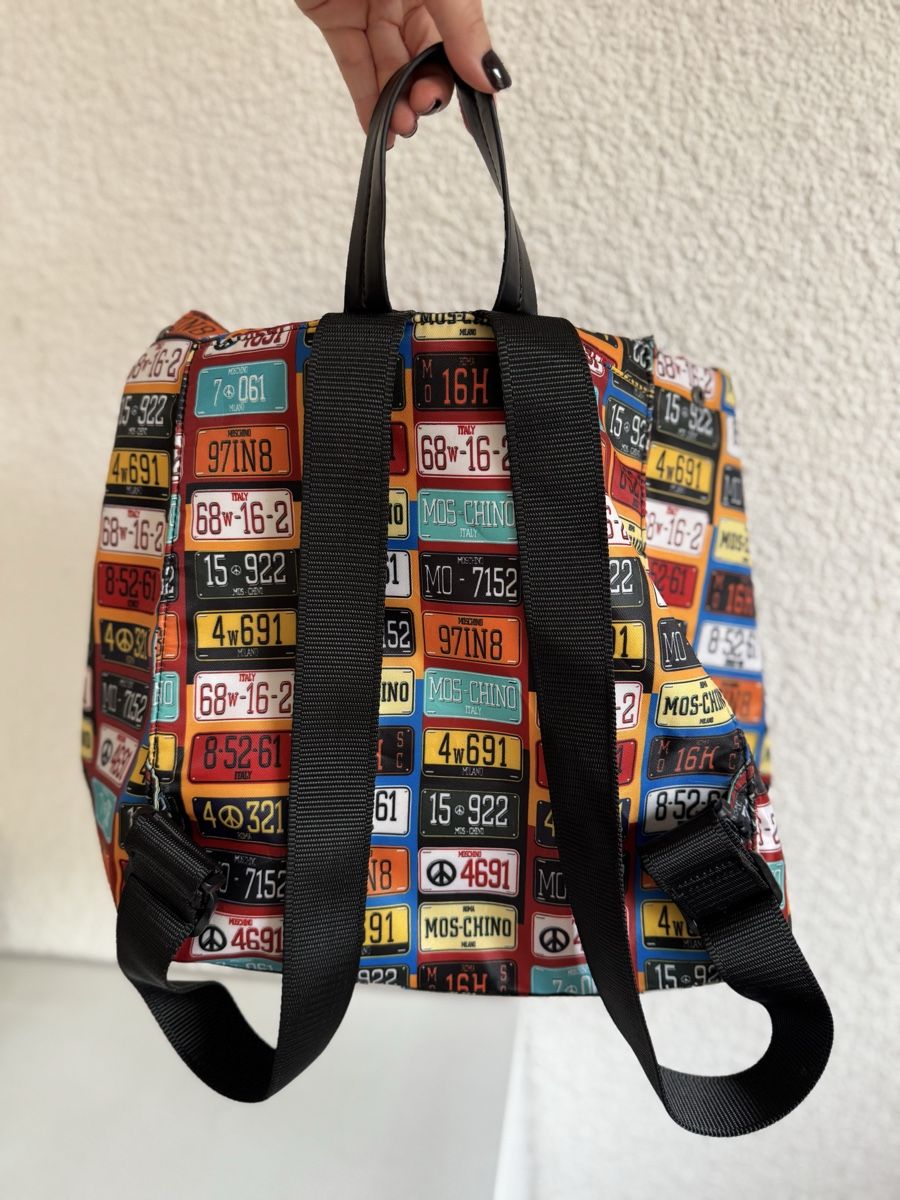 Moschino Zaini: Moschino backpack perfume  – Nuovo (secondo la descrizione) da Sion venduto da sof_97f5 1