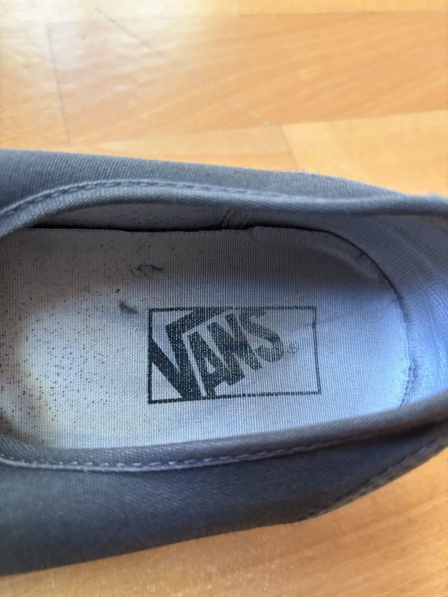 Scarpe da uomo: Vans gray – Usato da Chexbres venduto da doe_xns6 3