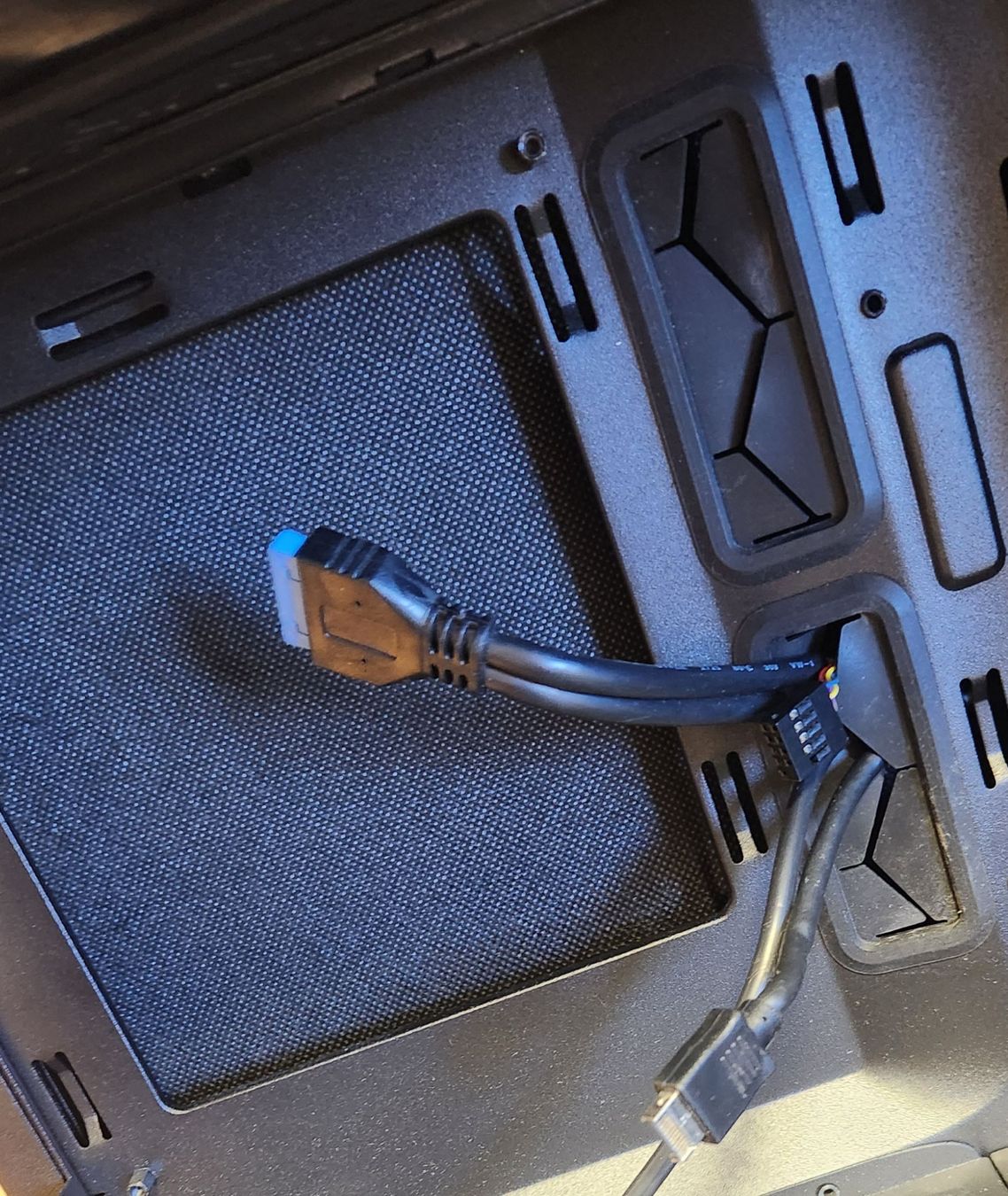 Fractal Boîtiers: Fractal Define 7 Nano ITX PC Gehäuse Case – Neuf (Voir description) à Herzogenbuchsee par 5h1ne 3