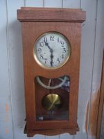 Antiker Wand-Regulator aus Holz, voll funktionsfähig im S...