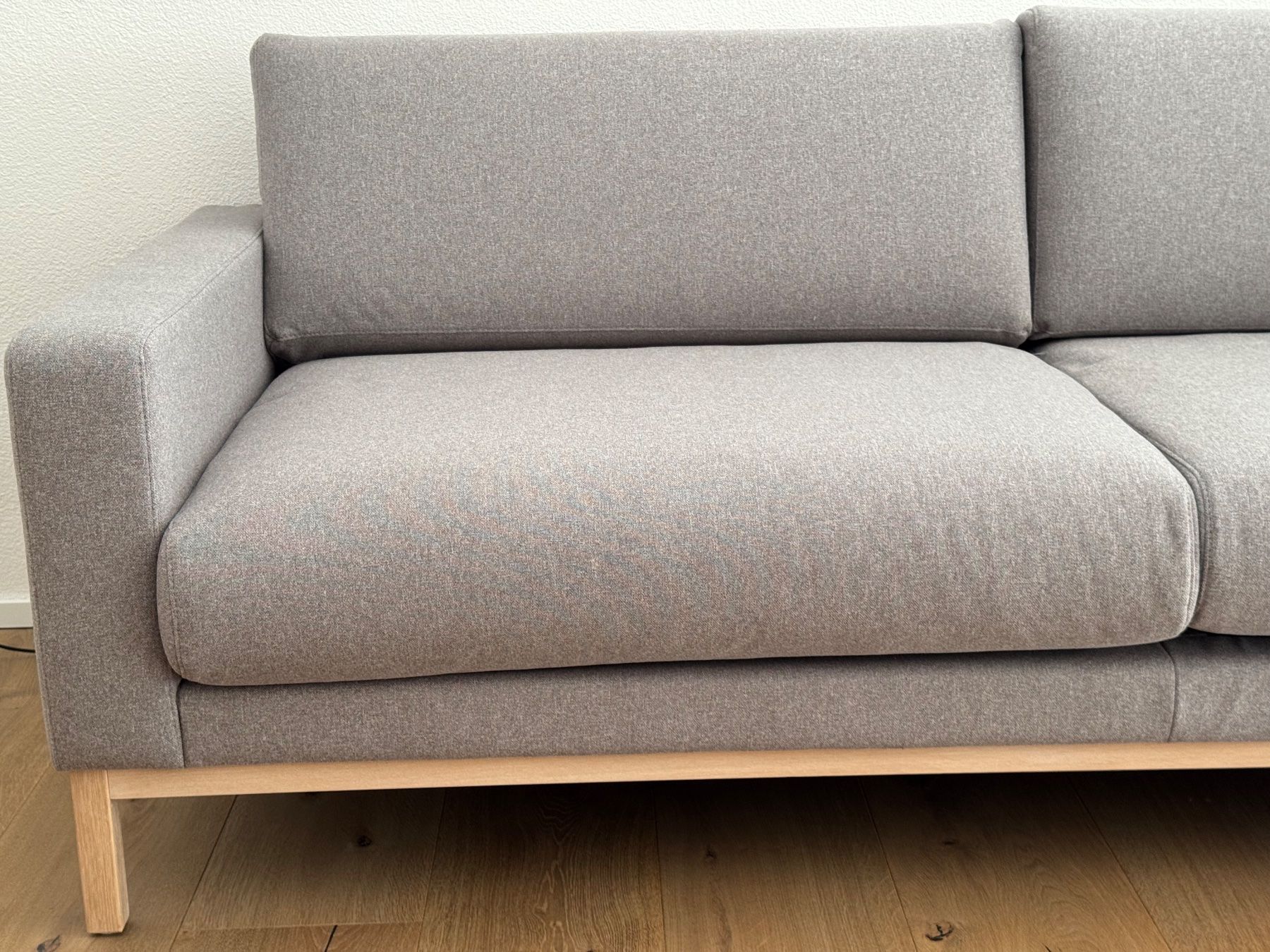 Divani: Moderner Skandinavisches 3-Sitzer Sofa – Usato da Emmetten venduto da Dingsli 2