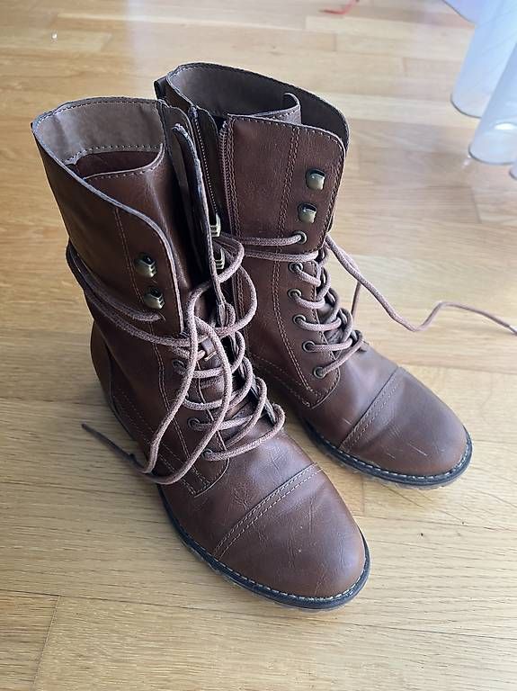 Scarpe da donna: Stiefel, Grösse 38 – Usato da Gebenstorf venduto da pin_67yc