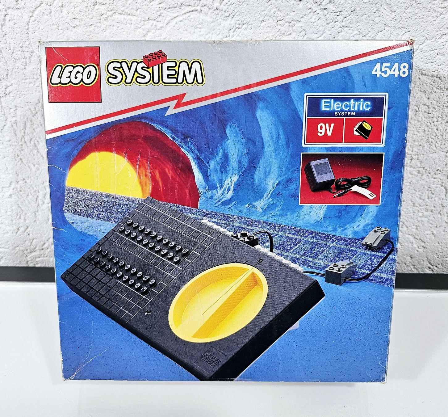 Lego Baukästen: LEGO EISENBAHN 4548 TRAFO 9 VOLT SYSTEM MIT OVP – Gebraucht aus Turbenthal von  4