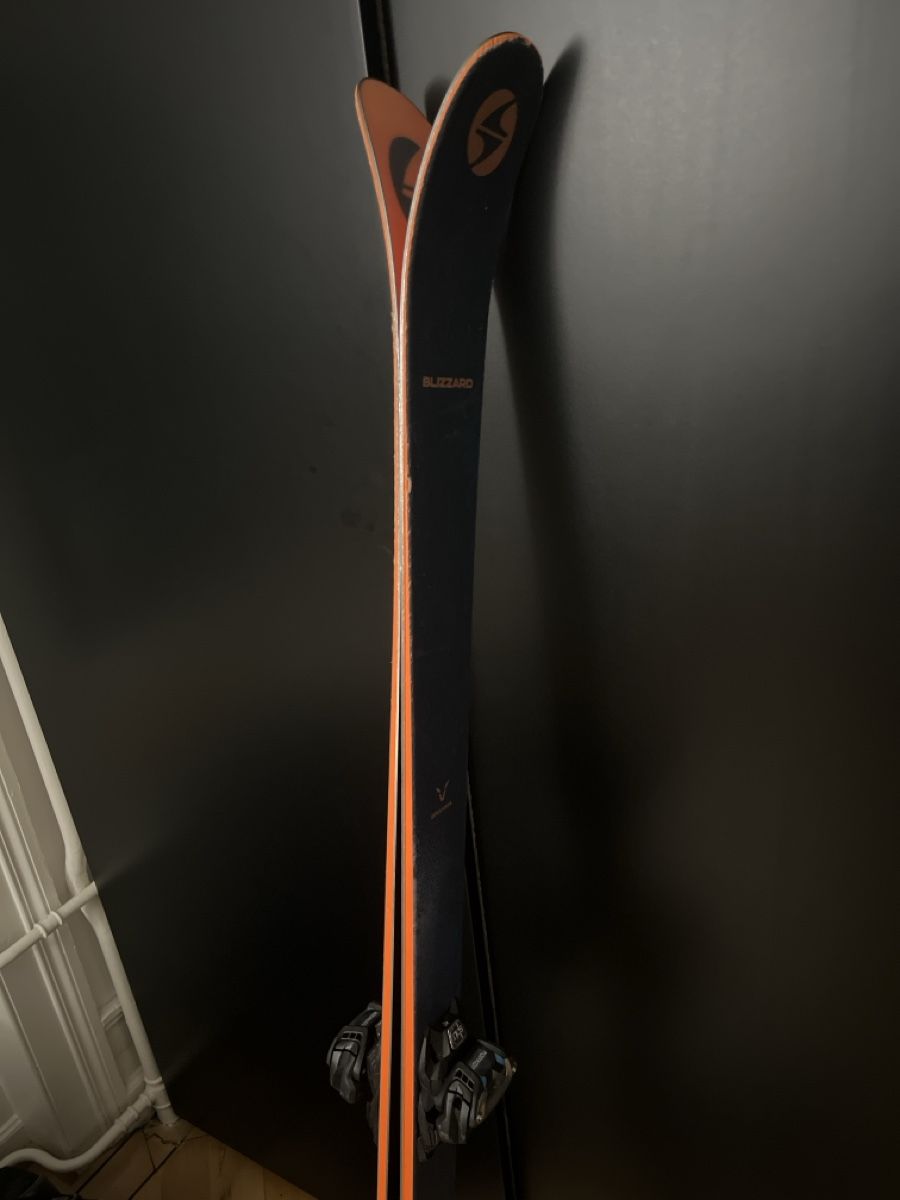 Blizzard Sci: Blizzard Brahma 82 All-Mountain Skis – Usato da Zürich venduto da eri_6gsh 7