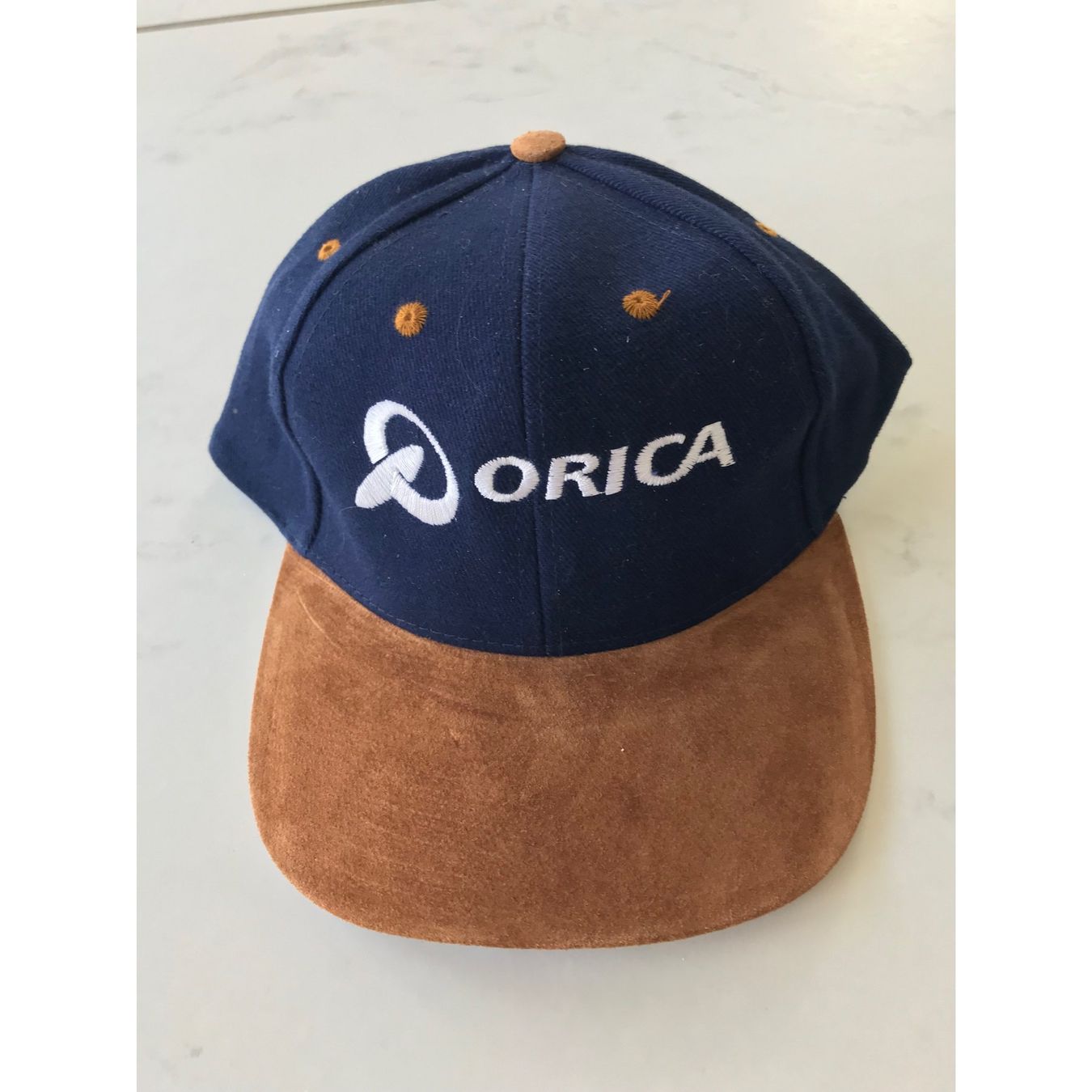 Copricapi, berretti & cappellini: CAP "ORICA" TECHNOLOGY COMPANY AUSTRALIA – Nuovo (secondo la descrizione) da Hugelshofen venduto da seagull